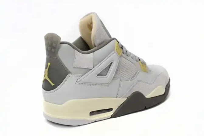 4 Photon Retro Dust Craft SE Jordan DV3742-021 0502